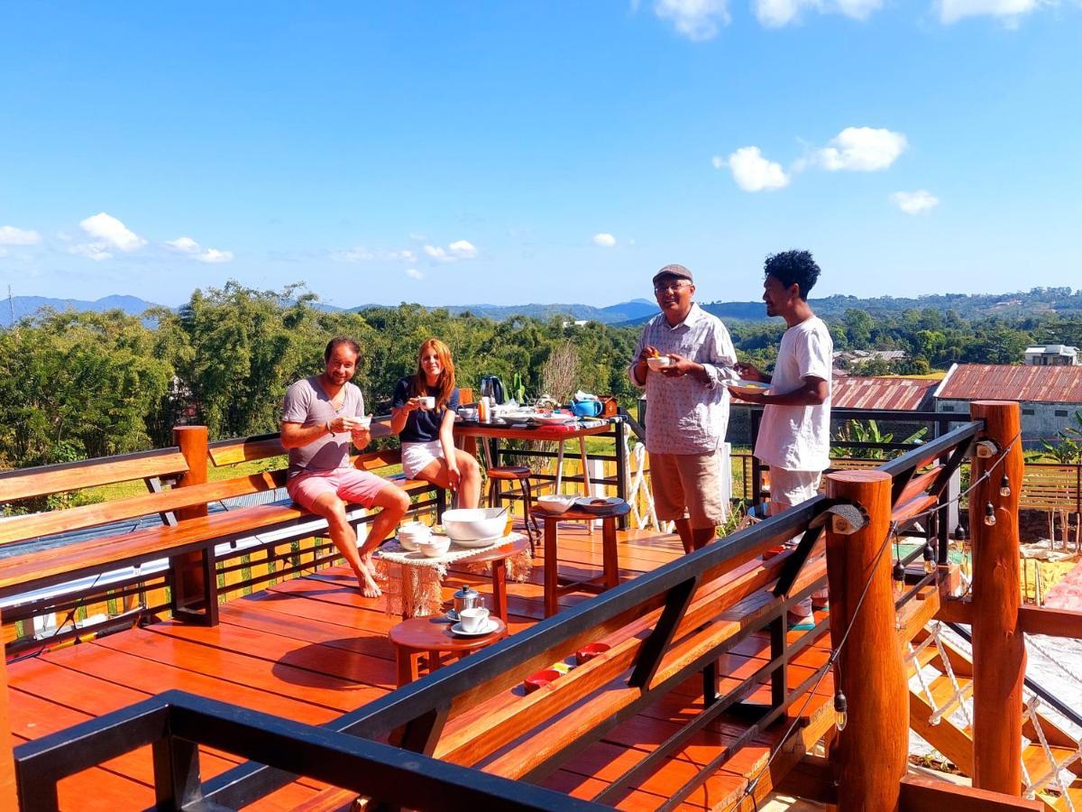 Kopa Hilltop - Family Guest Home Ruteng Exteriör bild