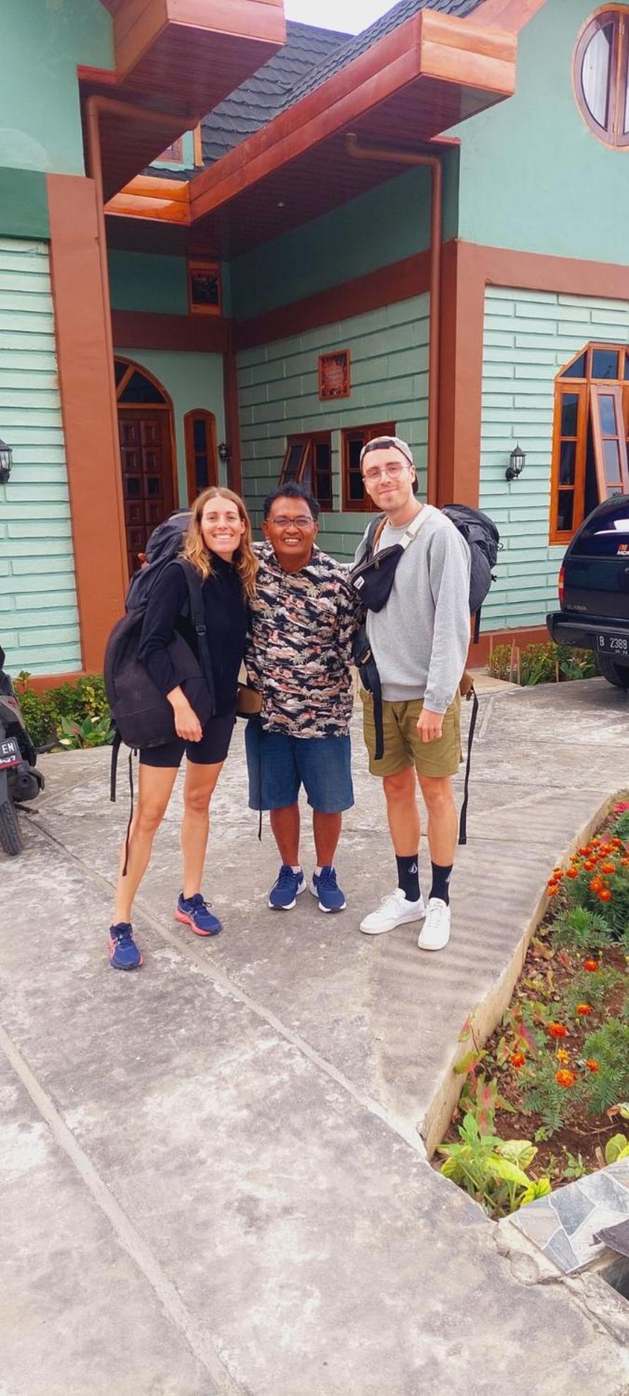 Kopa Hilltop - Family Guest Home Ruteng Exteriör bild