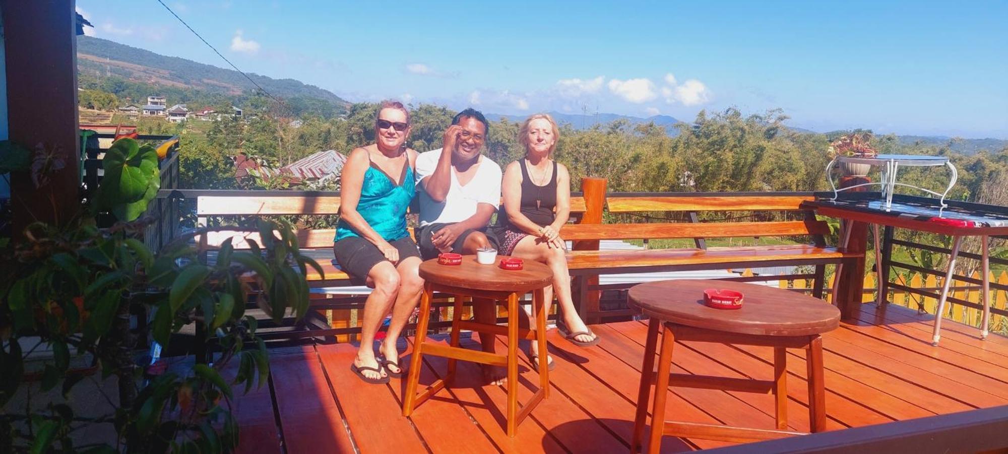 Kopa Hilltop - Family Guest Home Ruteng Exteriör bild
